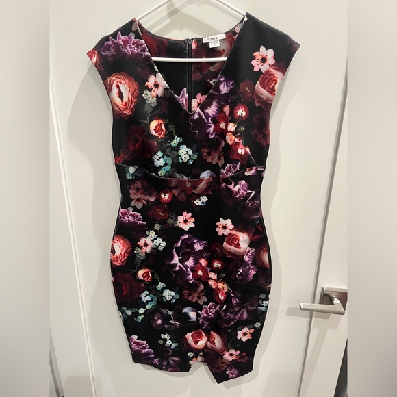 Floral print form-fitting midi dress - Picture 2 of 7
